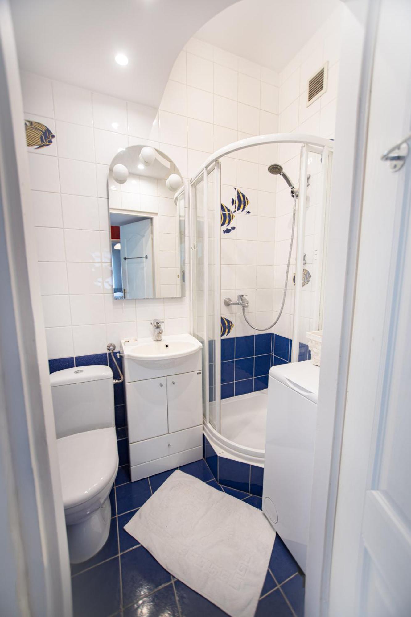 Hoza Str Apt. Great Location. Close To Everything. Apartamento Varsóvia Exterior foto
